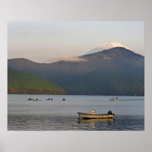 Asien, Japan, Hakone. Tidigt morgonens syn på Mt. Poster