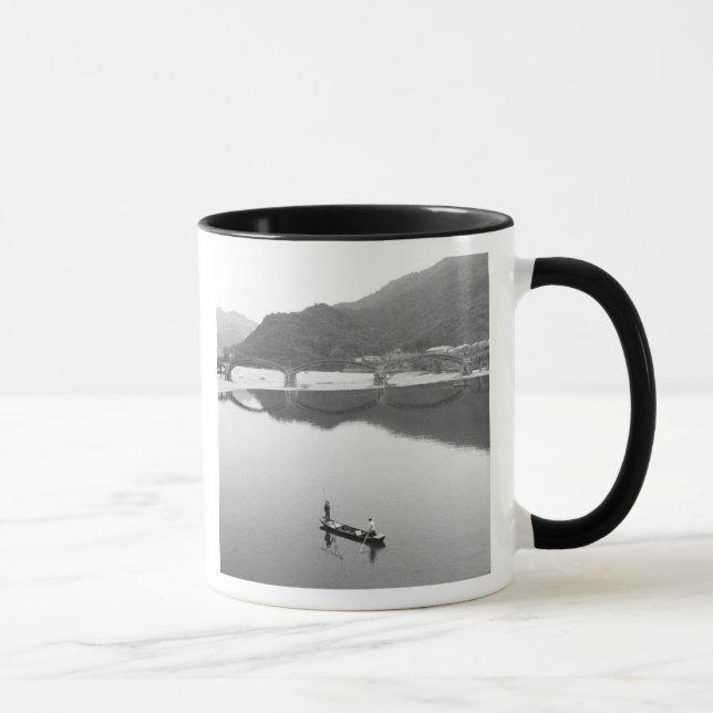 Asien, Japan, Iwakuni. Fiskare och historisk 2 Mugg (Höger)