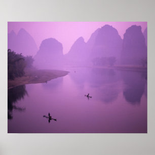 Asien, Kina, Guanxi, Yangshou. Fiskare på flotte Poster