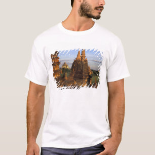 Asien, Myanmar, Bagan. Forntida tempel och T-shirt