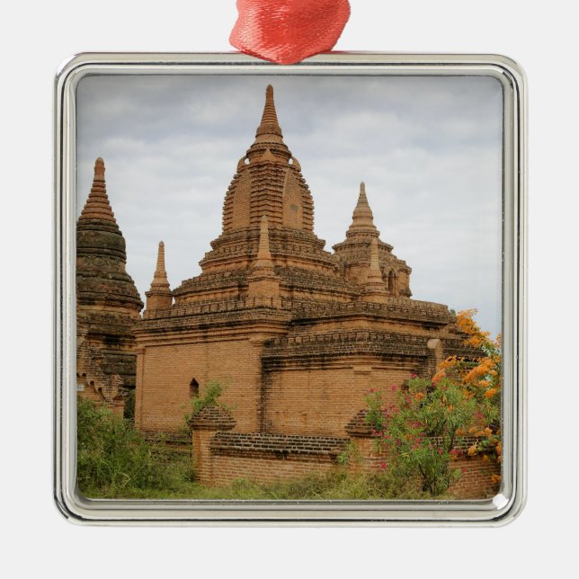 Asien, Myanmar (Burma), Bagan (Pagan). Diverse Julgransprydnad Metall (Framsidan)
