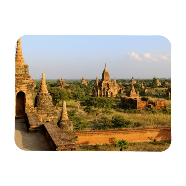 Asien, Myanmar (Burma), Bagan (Pagan). Diverse Magnet (Horisontell)
