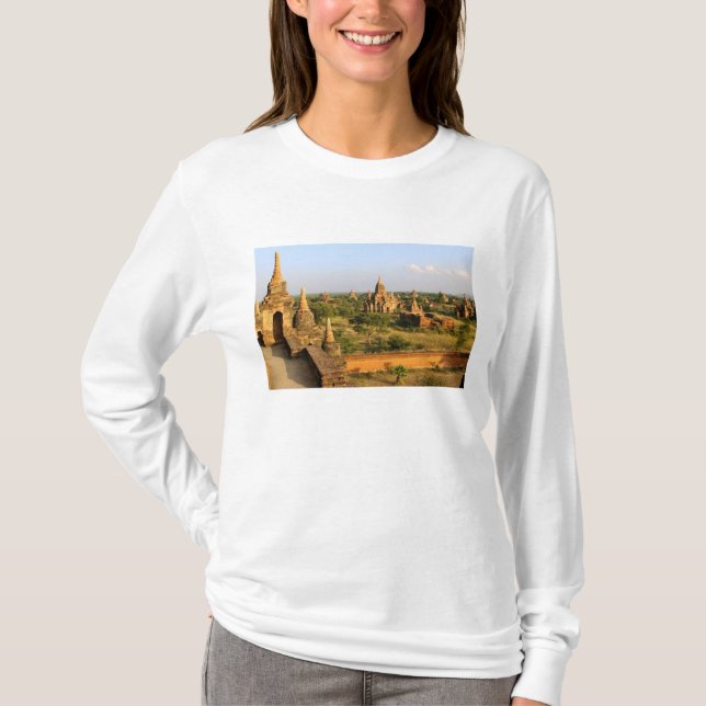 Asien, Myanmar (Burma), Bagan (Pagan). Diverse Tee (Framsida)