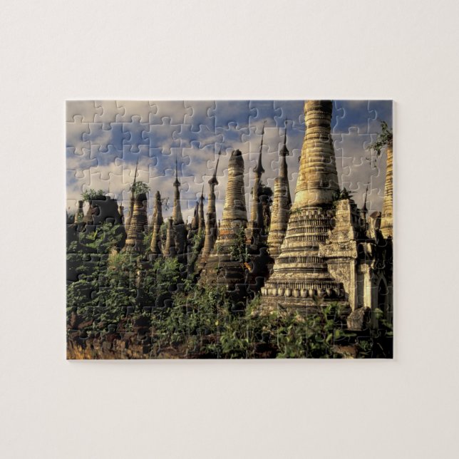 Asien, Myanmar, Inle Lake. Forntida ruiner av Pussel (Horisontell)