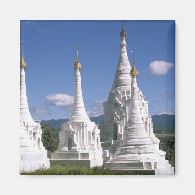 Asien, Myanmar, Inle Lake. Pagoder. 2 Magnet (Framsidan)