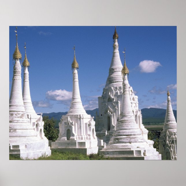 Asien, Myanmar, Inle Lake. Pagoder. 2 Poster (Framsidan)