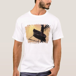 Asien, Vietnam, Mekongdeltat, Can Tho. Kväll T-shirt