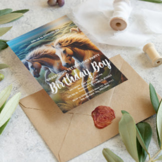 Åskande hovar: En hjord hästar i rörelse Vykort