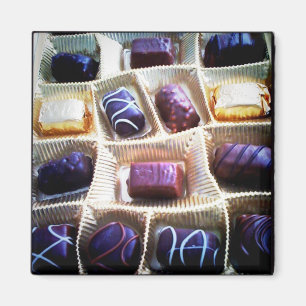 Askåp med choklad magnet
