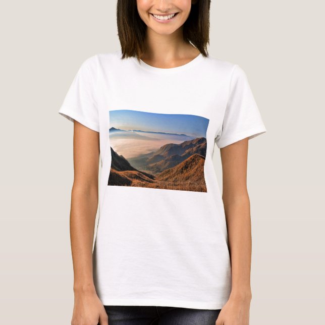 Aso Kumamoto Japan Somma Sea of Clouds Tee Shirt (Framsida)