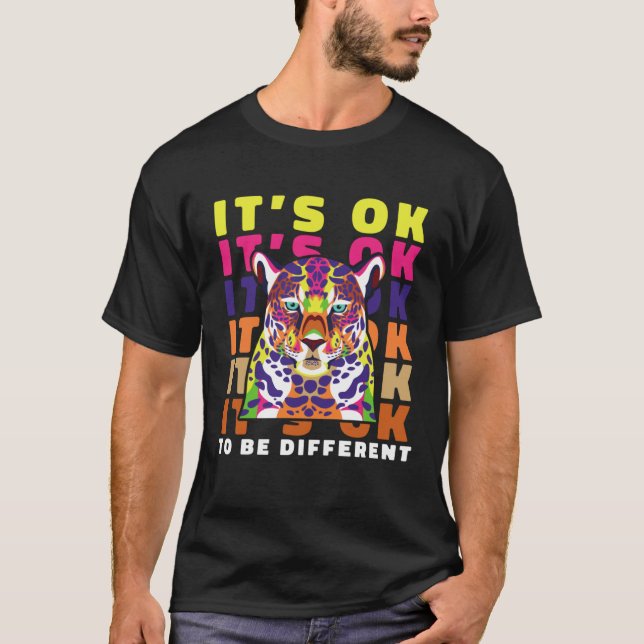 Asperger Syndrome ITS OK TO BE DIFFERENT Autism Cr T Shirt (Framsida)