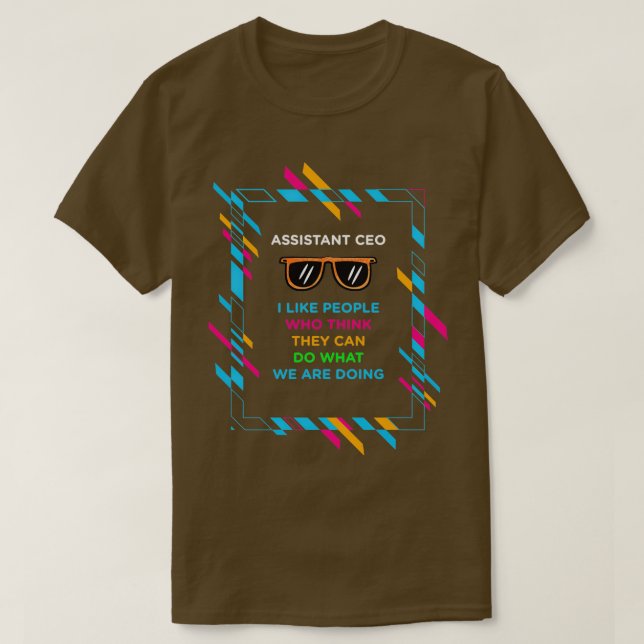 ASSISTANT CEO Classic TShirt T Shirt (Design framsida)