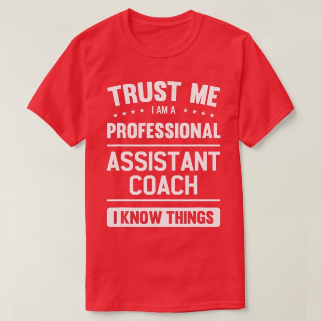 Assistant Coach Gift Idea Professionell Coacher T Shirt (Design framsida)