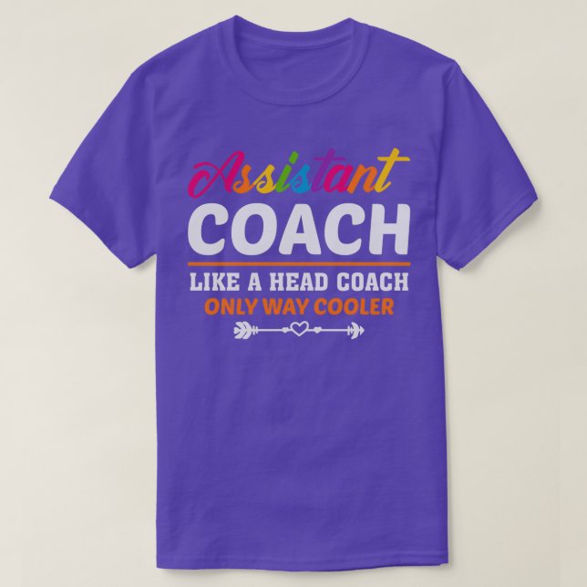 Assistent Coach Funny Sports Tränar presentassista T Shirt (Design framsida)