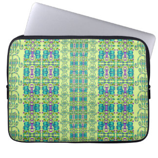 Assorted Floral Cupflowers Laptop Fodral