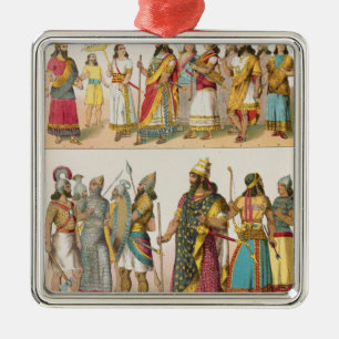 Assyrisk klänning, från "Trachten der Voelker", Julgransprydnad Metall