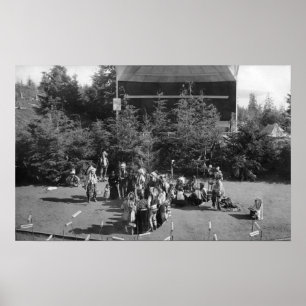 Astoria, Oregon Indian Krig Dance vid Centennial Poster