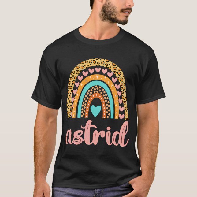 Astrid Astrid Namn Birthday T Shirt (Framsida)