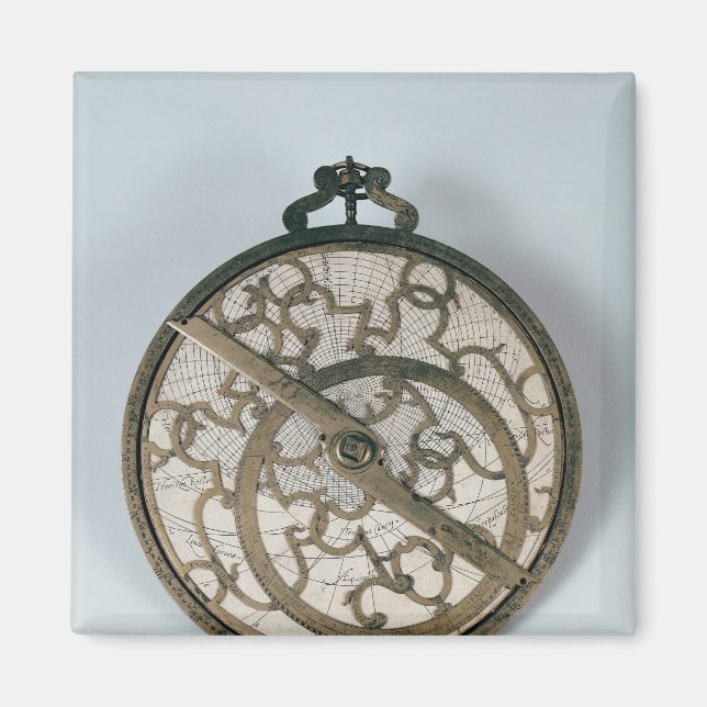 Astrolabe Magnet (Framsidan)