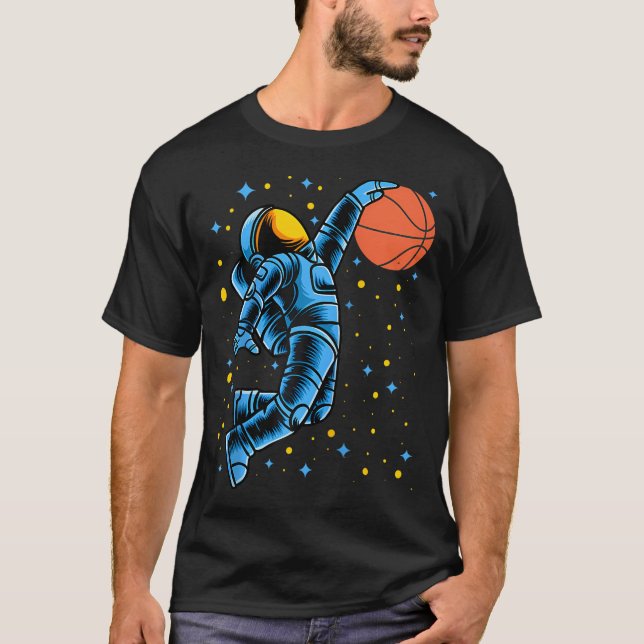Astronaut Basketball Player in Planet Space Coach T Shirt (Framsida)