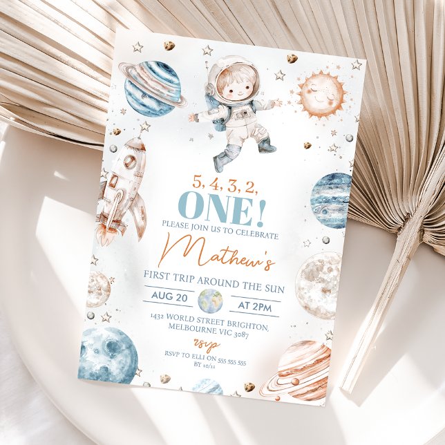 Astronaut Blue Första Resa runt Sol-födelsedagen Inbjudningar (Boys First Trip Around the Sun 1sy Birthday Invitation, Astronaut Outer-space Themed Planets Space)