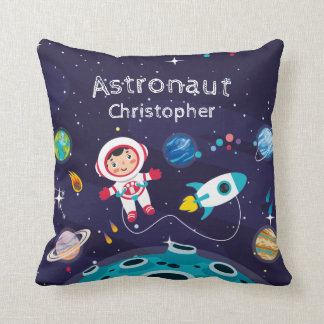 Astronaut child on the moon, monogrammed name kudde