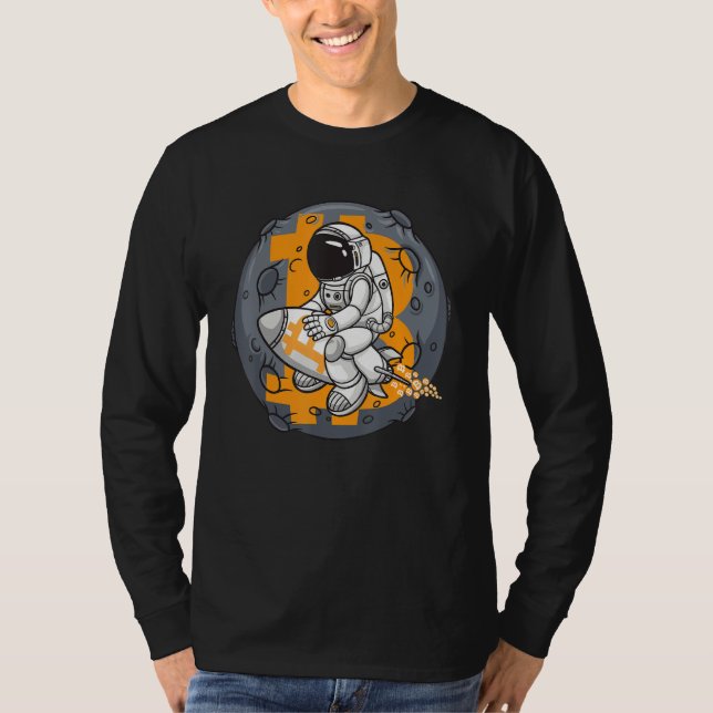 Astronaut flyger till Måne med BTC-bitmyntet R T Shirt (Framsida)
