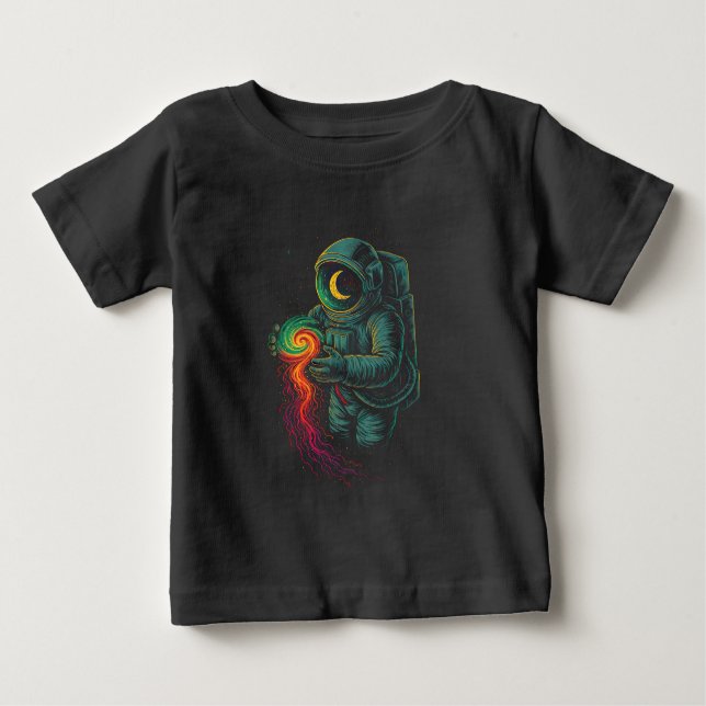 Astronaut Holding a Cosmic Spiral T Shirt (Framsida)