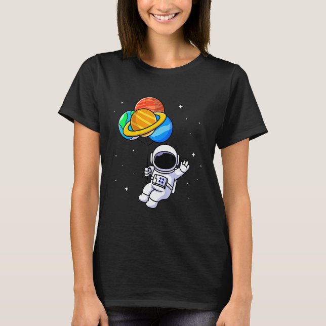 Astronaut Holding Planet Balloons Solar System T Shirt (Framsida)