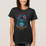 Astronaut Holding Planets Earth Astronaut Science T Shirt<br><div class="desc">Astronaut Holding Planets Earth Astronaut Science Space</div>
