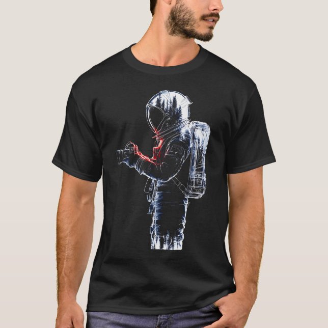Astronaut Holds Camera Motif Drawing Artwork Astro T Shirt (Framsida)