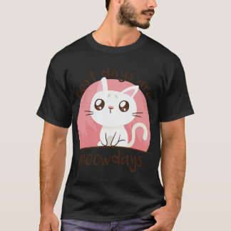 Astronaut i rymden med raketgevär. t shirt