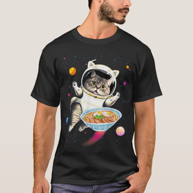 Astronaut i rymden med Ramen Noodles Galaxy C T Shirt (Framsida)