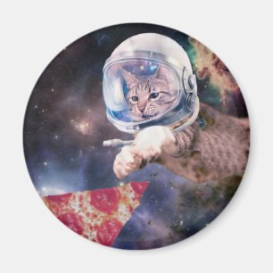 Astronaut kattjakt på pizzabagel magnet
