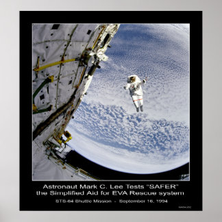 Astronaut Mark C. Lee Tests "SÄKRARE" Rädding Syst Poster