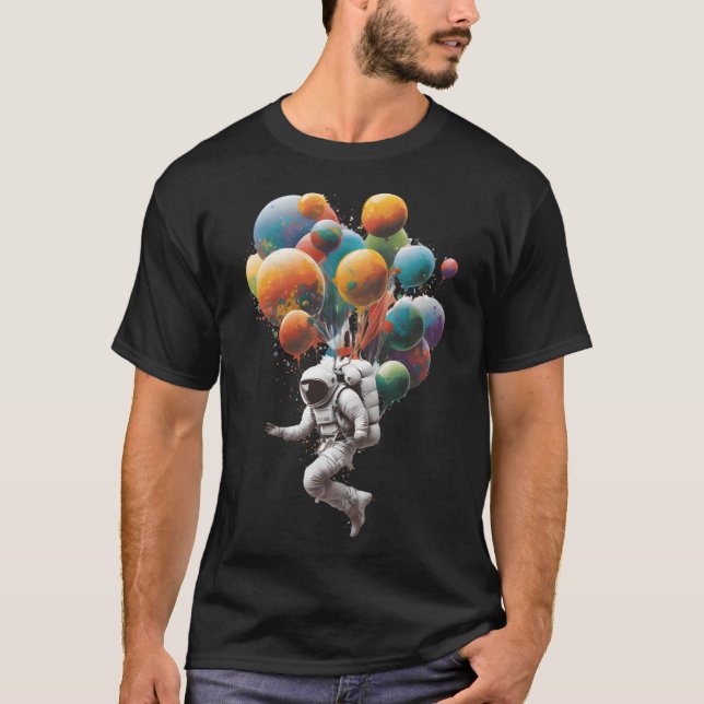 Astronaut med ballonger i rymden t shirt (Framsida)