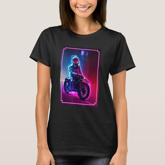 Astronaut On A Motorcycle   Space and Science Fict T Shirt (Framsida)