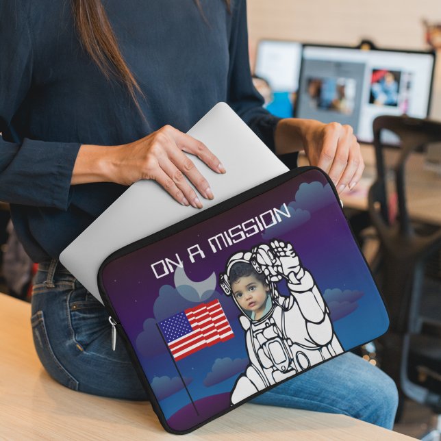 Astronaut på Måne Rymden Boy Birthday Laptop Fodral (Skapare uppladdad)