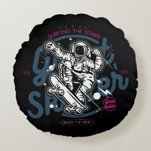 Astronaut på Skateboard Överlevnad av stjärnor Rund Kudde