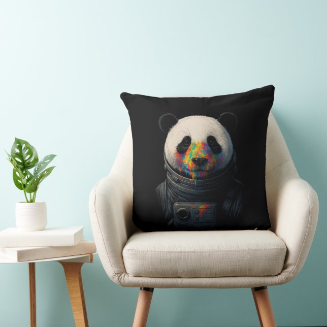 Astronaut Panda with Neon Paint Splash  Kudde (Stol)
