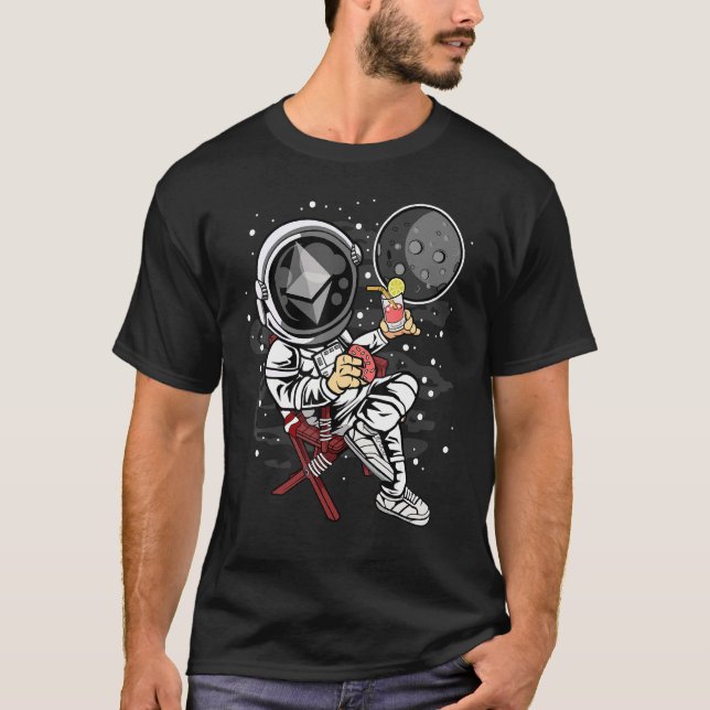 Astronaut Pension Etherum Eth Coin to Måne T Shirt (Framsida)