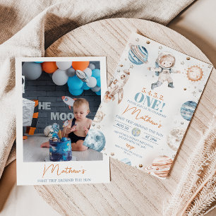 Astronaut Photo First Resa runt Sol födelsedag Inbjudningar