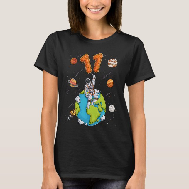 Astronaut Planet Space 11 Elva gammal 11:e Bi T Shirt (Framsida)