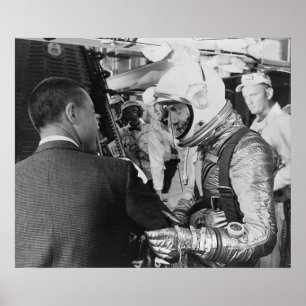 Astronaut som förbereder för införande i Frihet 7 Poster