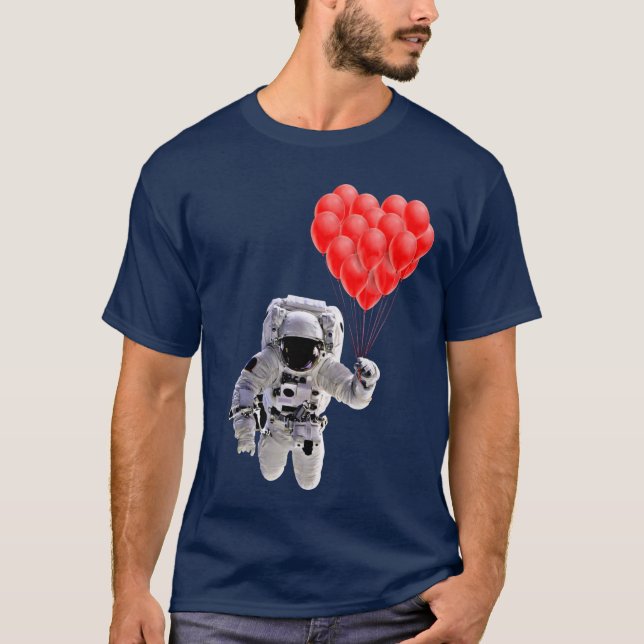 Astronaut som håller hjärtballonger T- Shirt T Shirt (Framsida)