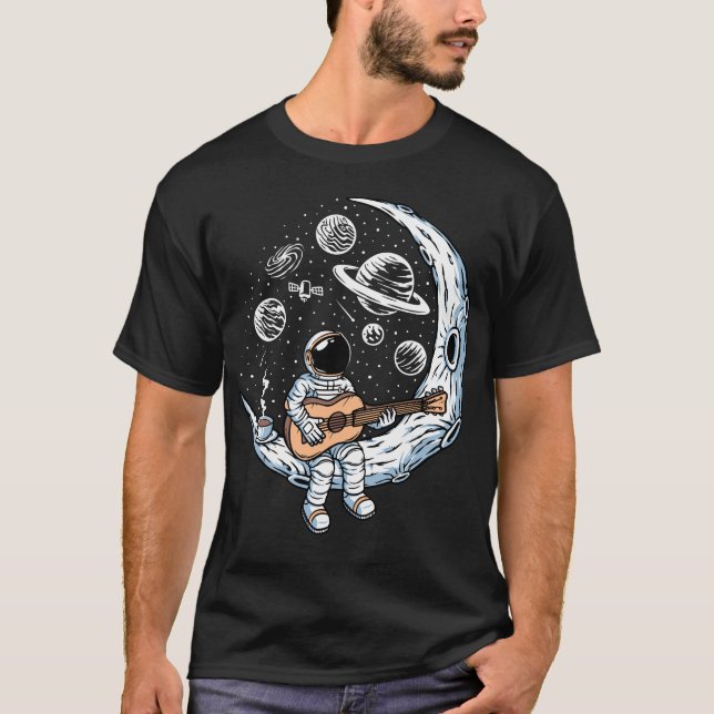 Astronaut Spelar Guitar T Shirt (Framsida)