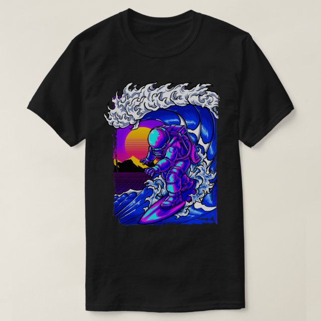 Astronaut Surfing Wave T Shirt (Design framsida)