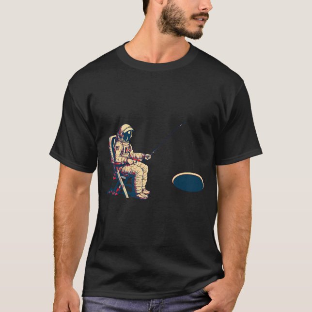 Astronaut Svart Hål Fiske T Shirt (Framsida)