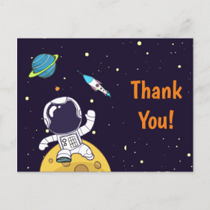 Astronaut svävande i yttre rymden vykort