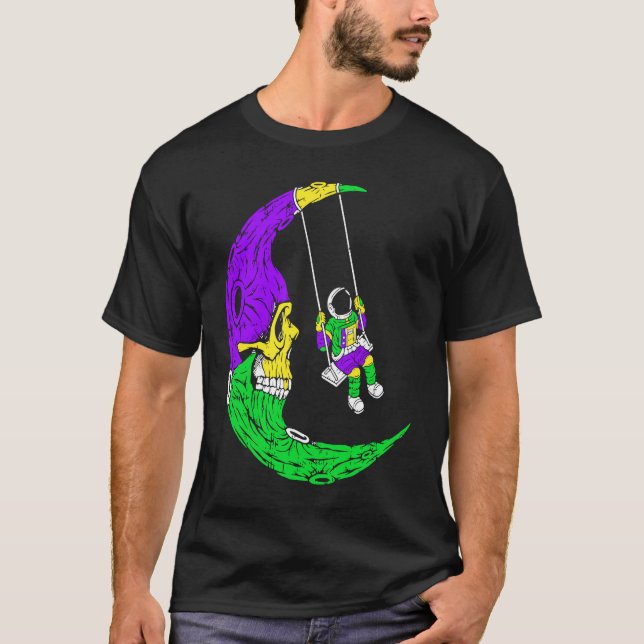 Astronaut Swinging On Moon Skull Mardi Gras Carniv T Shirt (Framsida)